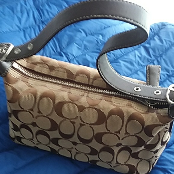Coach  handbag - Picture 2 of 4